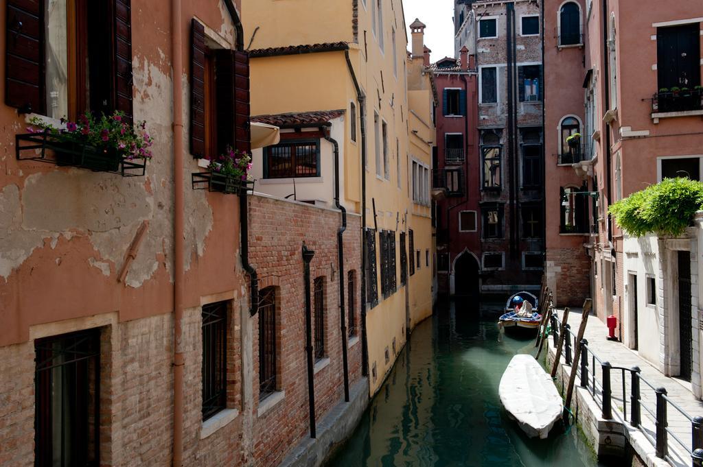 Apartamento Casa Dell'Albero Venecia Habitación foto